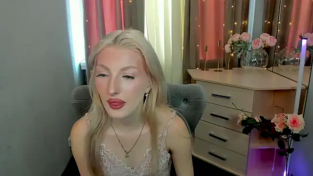 Sarrah blush online show from 9, 9, 2025