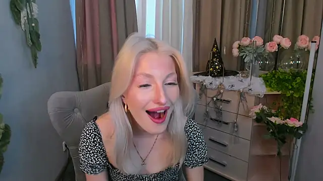 Sarrah blush online show from 21, 10, 2025