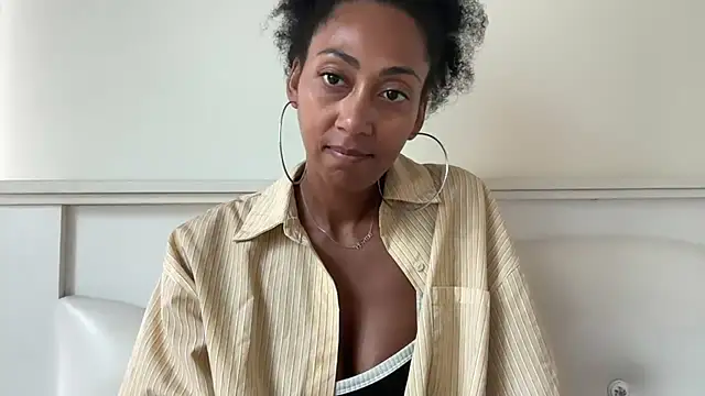 Vaylisse online show from 26, 9, 2025