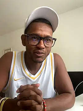 Snapshot of AndyCalifornia1 chatting on 4, 10, 2025 AndyCalifornia1 online show from 4, 10, 2025