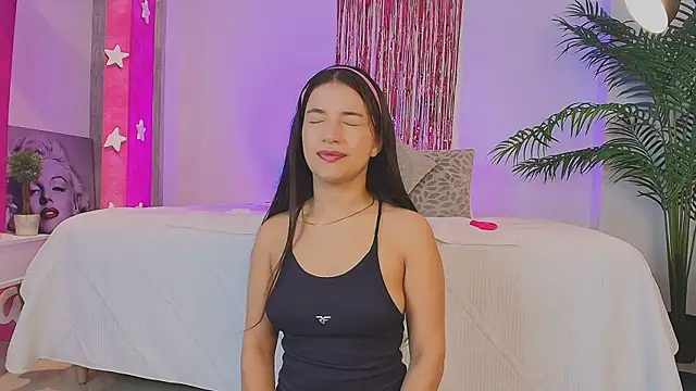 LUNAA    online show from 12, 2, 2026