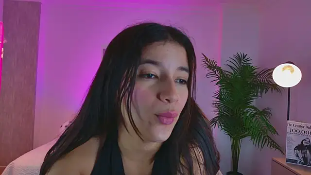 Snapshot of LUNAA___ chatting on 11, 6, 2026 LUNAA online show from 11, 6, 2026