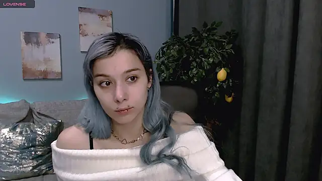 Snapshot of SophieAsh chatting on 28, 9, 2025 SophieAsh online show from 28, 9, 2025