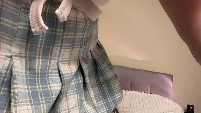 LightKisss online show from 9, 1, 2026