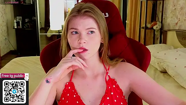 Snapshot of Jenny_Skinner20 chatting on 15, 7, 2026 Jenny Skinner20 online show from 15, 7, 2026