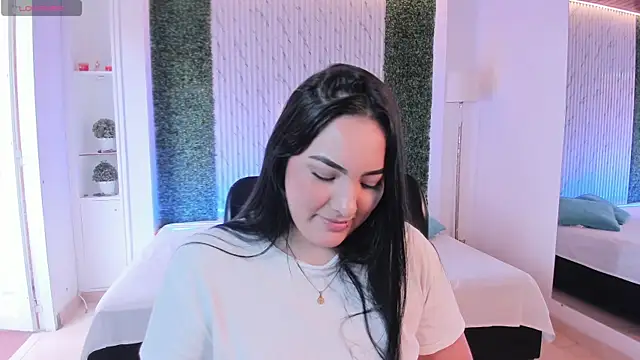 sofiacaramel online show from 2, 12, 2025