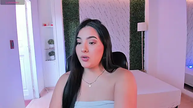 sofiacaramel online show from 3, 12, 2025