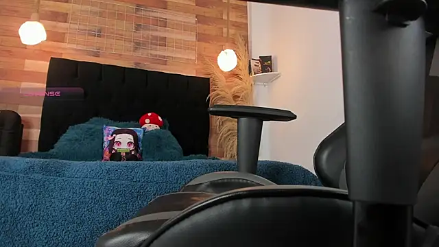 Emily brown04 online show from 3, 10, 2025