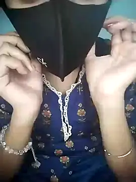 Snapshot of Sexey-Puja chatting on 29, 9, 2025 Sexey-Puja online show from 29, 9, 2025