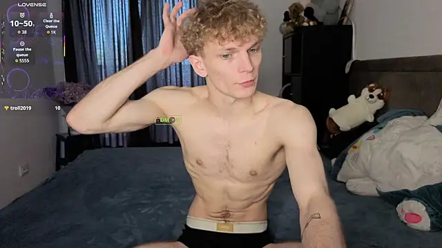 adam chris online show from 19, 10, 2025