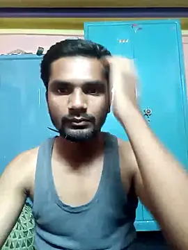 Snapshot of ZZiraa chatting on 13, 9, 2025 ZZiraa online show from 13, 9, 2025