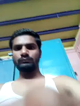 Snapshot of ZZiraa chatting on 26, 9, 2025 ZZiraa online show from 26, 9, 2025