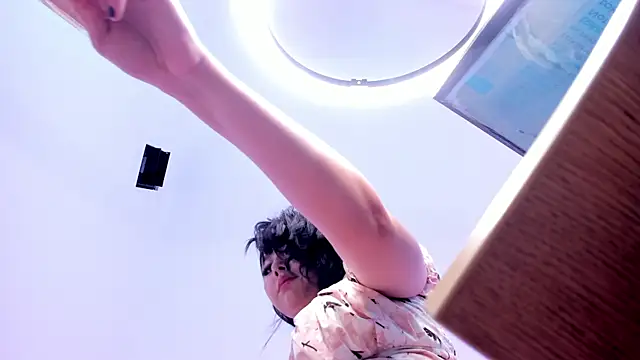 kitty blueee online show from 27, 9, 2025