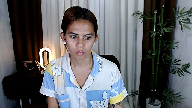 xPrecuioseChesca online show from 17, 2, 2026