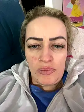 Snapshot of Alerquinasc chatting on 22, 9, 2025 Alerquinasc online show from 22, 9, 2025