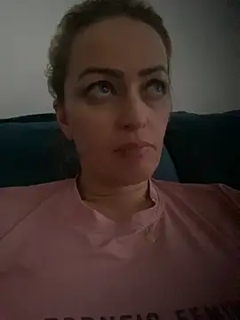 Snapshot of Alerquinasc chatting on 1, 11, 2025 Alerquinasc online show from 1, 11, 2025