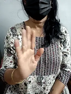 Snapshot of ammala_honey chatting on 7, 10, 2025 ammala honey online show from 7, 10, 2025