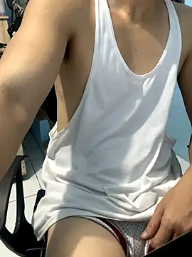 Snapshot of ieat_monsters chatting on 16, 9, 2025 ieat monsters online show from 16, 9, 2025