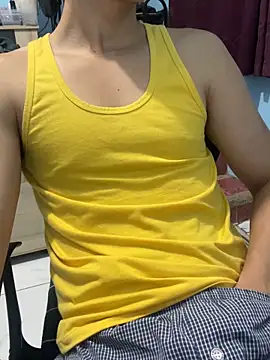 Snapshot of ieat_monsters chatting on 23, 9, 2025 ieat monsters online show from 23, 9, 2025