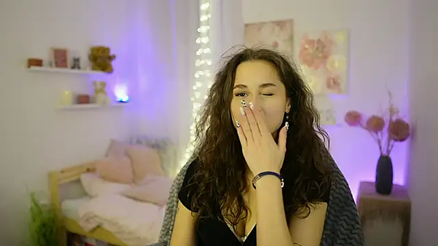 Snapshot of Annita_Grey chatting on 7, 10, 2025 Annita Grey online show from 7, 10, 2025