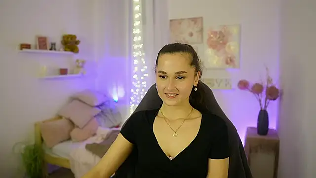 Snapshot of Annita_Grey chatting on 2, 11, 2025 Annita Grey online show from 2, 11, 2025