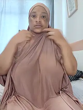 Sweetbxxx24 online show from 16, 5, 2026