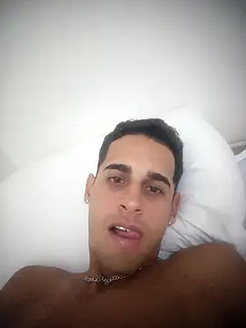 QUIEROFOLLARTEDUR online show from 22, 12, 2025