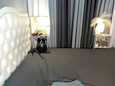 Snapshot of naughtyandreaxx chatting on 3, 10, 2025 naughtyandreaxx online show from 3, 10, 2025