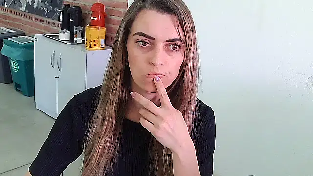 SweetGraciosa online show from 19, 9, 2025