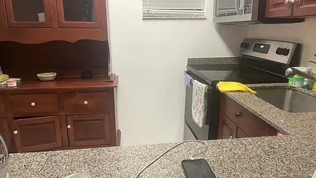 Snapshot of prettyykitty22 chatting on 28, 10, 2025 prettyykitty22 online show from 28, 10, 2025