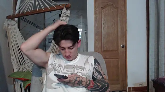 Snapshot of AteneoJr chatting on 30, 9, 2025 AteneoJr online show from 30, 9, 2025