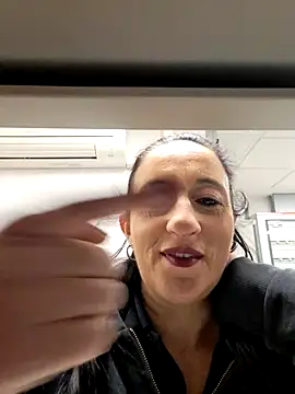 monella821 online show from 5, 12, 2025