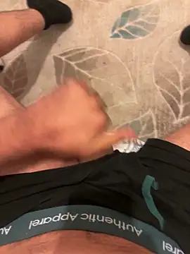 Snapshot of messi44 chatting on 18, 10, 2025 messi44 online show from 18, 10, 2025