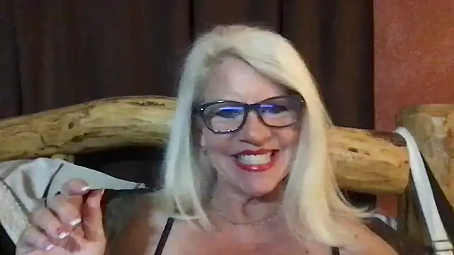 SubMissOlivia online show from 26, 2, 2026