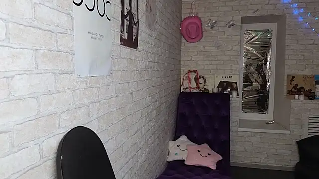 Eloisa Eliot online show from 8, 10, 2025