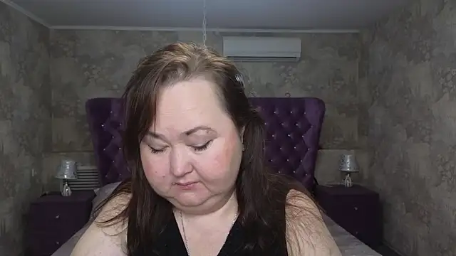 Eloisa Eliot online show from 27, 10, 2025