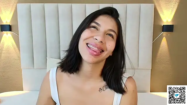 goddess saori  online show from 23, 11, 2025