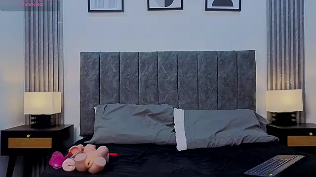 Liam forest  online show from 20, 9, 2025