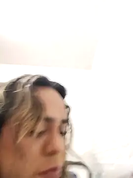 Lavignebr online show from 11, 9, 2025