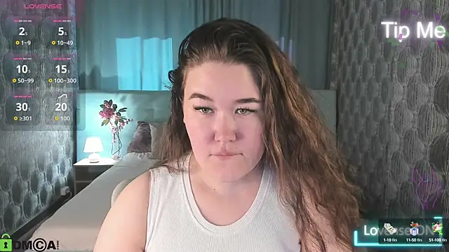 Snapshot of Tara_Torres chatting on 26, 9, 2025 Tara Torres online show from 26, 9, 2025