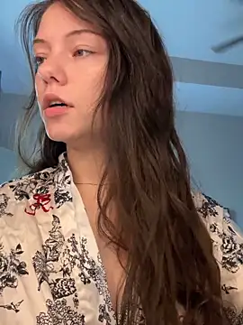 lilbbyily online show from 9, 6, 2026