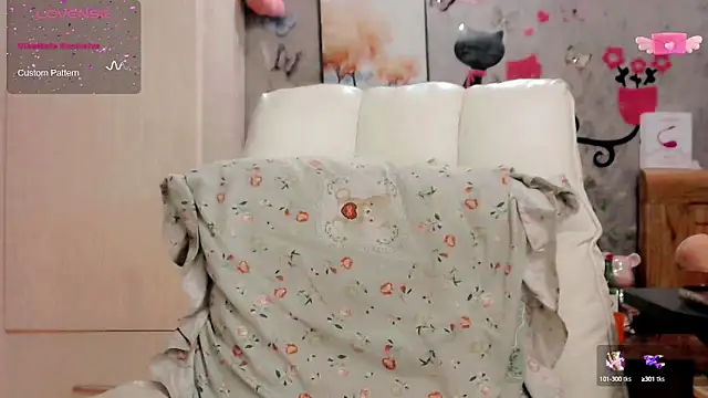 Snapshot of Suken_1x chatting on 1, 10, 2025 Suken 1x online show from 1, 10, 2025