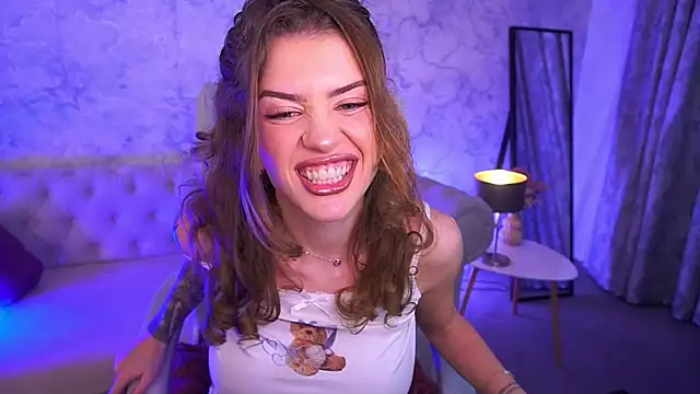 Snapshot of CurlyCandyXX chatting on 12, 2, 2026 CurlyCandyXX online show from 12, 2, 2026