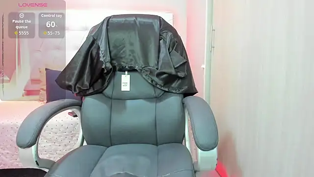 melany  rosse online show from 2, 10, 2025