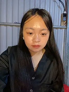 Julia-Elsa online show from 12, 10, 2025