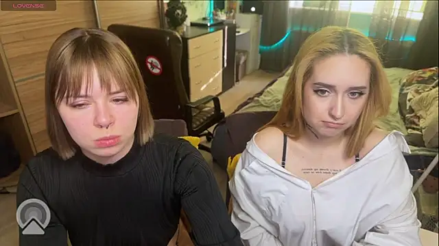 xxx sandra  online show from 25, 3, 2026