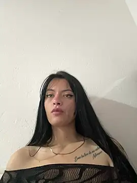 LiaCollings online show from 27, 6, 2026