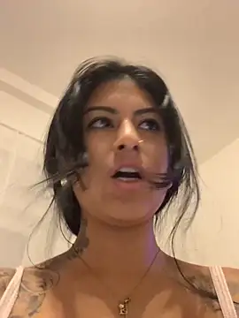 mrskarmaa online show from 3, 12, 2025