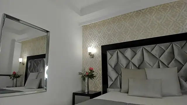 Snapshot of Layla_Mackenzie chatting on 19, 9, 2025 Layla Mackenzie online show from 19, 9, 2025