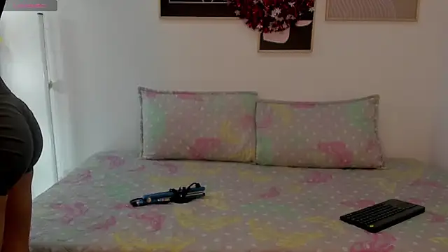 lycoris 19 online show from 22, 12, 2025